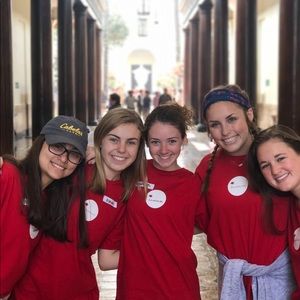 Meet your Posher, Alana